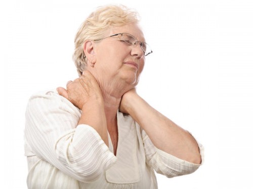 Triệu chứng khó thở trong bệnh suy tim ở người cao tuổi