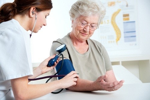 Bệnh cao huyết áp ở người già ngày càng phổ biến