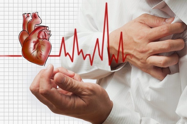Các nguy cơ và nguyên nhân của tăng huyết áp tâm thu đơn độc